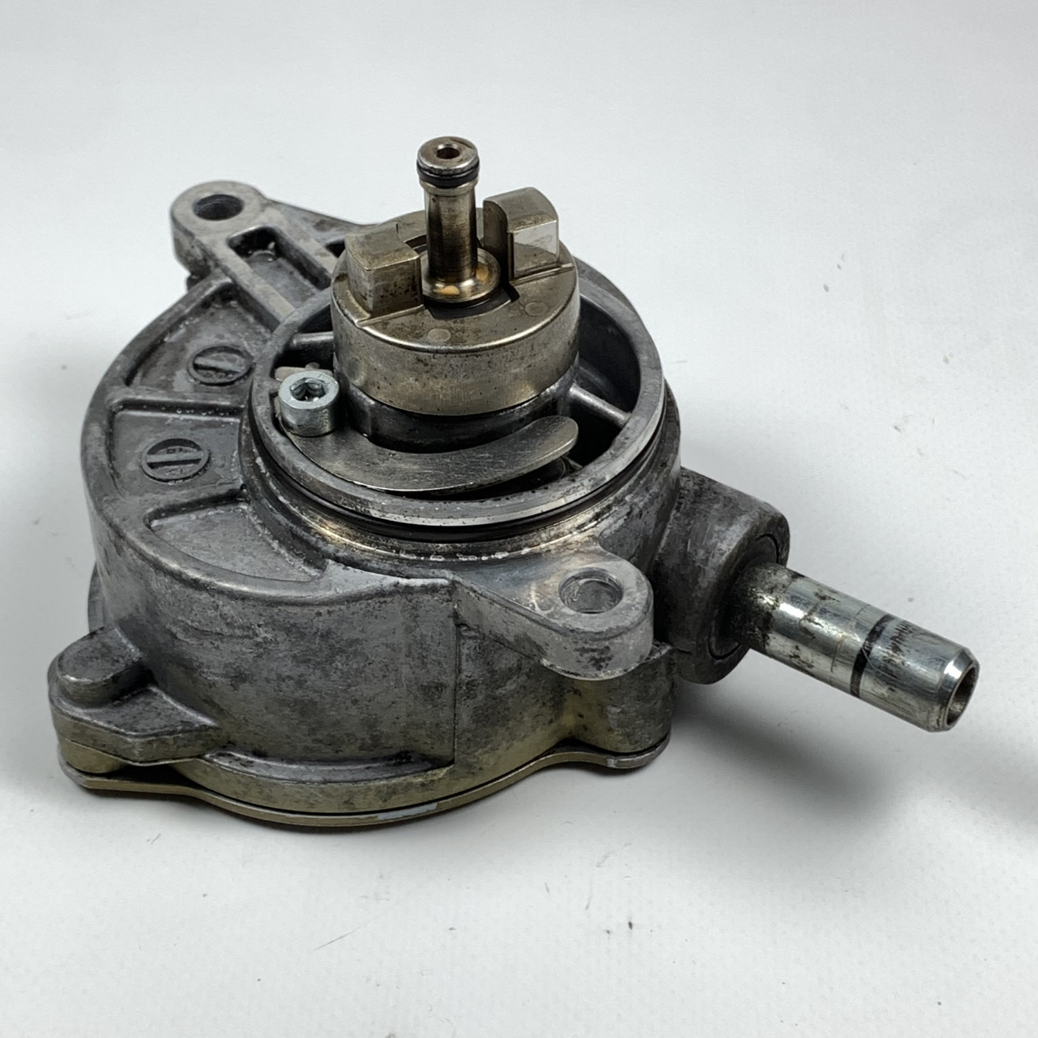 ゆうみ Ford 1839076.Защита двигателя FORD FOCUS/C-MAX/CONNECT 2011